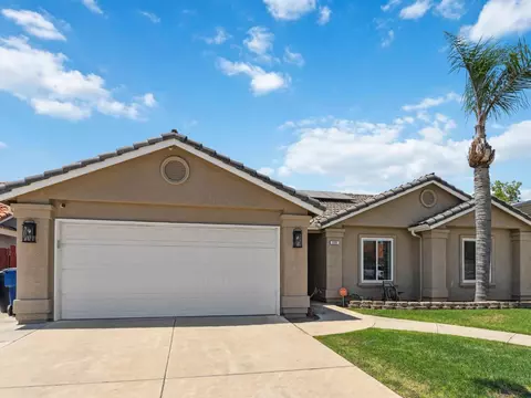 279 Lily Ave, Sanger, CA 93657 photo 4
