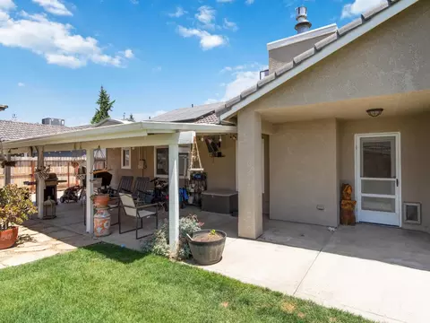 279 Lily Ave, Sanger, CA 93657 photo 22