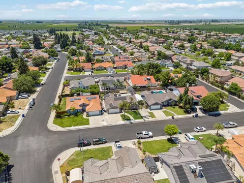 279 Lily Ave, Sanger, CA 93657 photo 30