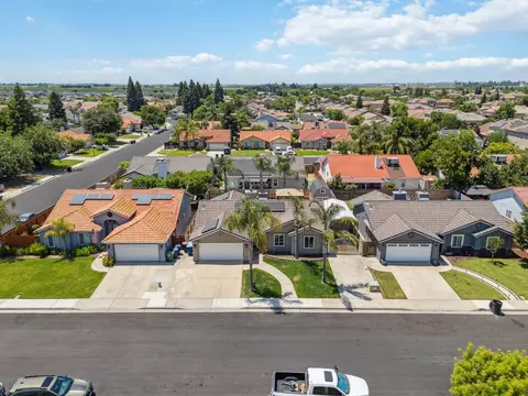 279 Lily Ave, Sanger, CA 93657 photo 25