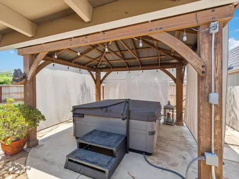 279 Lily Ave, Sanger, CA 93657 photo 23