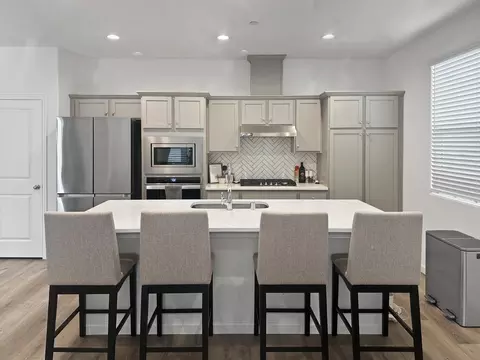 922 Winchell Way, Madera, CA 93636 photo 3