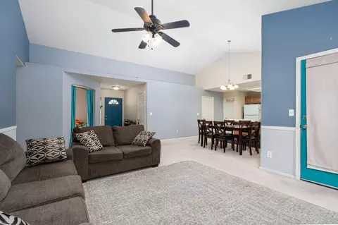 2173 Spruce, Clovis, CA 93611 photo 7