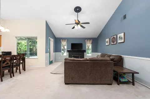 2173 Spruce, Clovis, CA 93611 photo 5