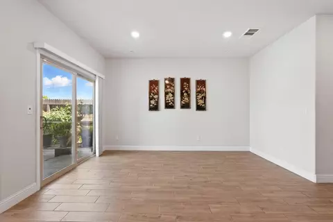 2456 Junipero Ave, Clovis, CA 93619 photo 7