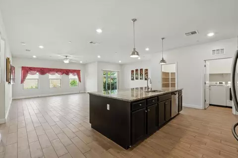 2456 Junipero Ave, Clovis, CA 93619 photo 4