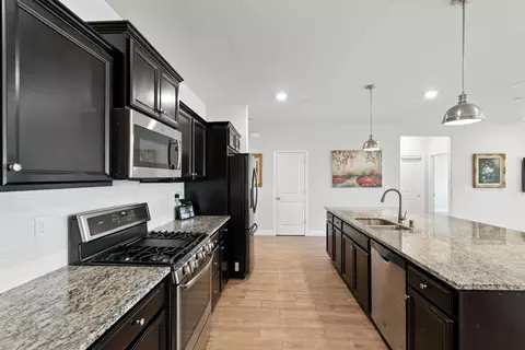 2456 Junipero Ave, Clovis, CA 93619 photo 10