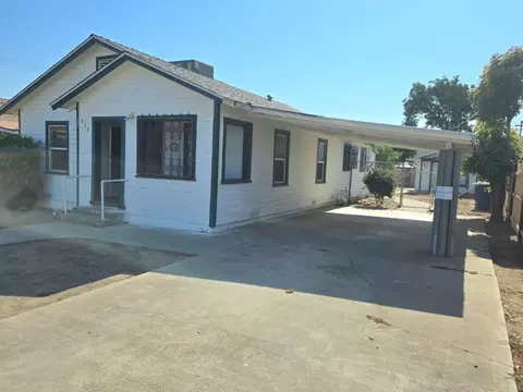 829 Bloker St, Madera, CA 93638 photo 2