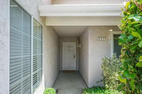 841 Whittier Ave, Clovis, CA 93611 photo 4