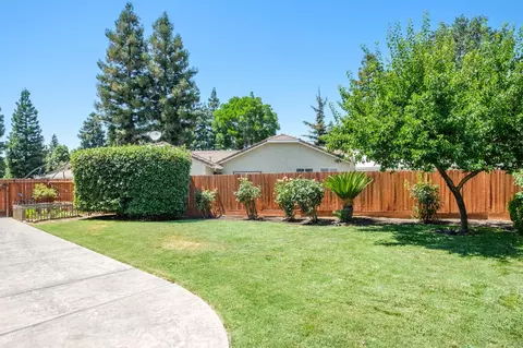 841 Whittier Ave, Clovis, CA 93611 photo 24