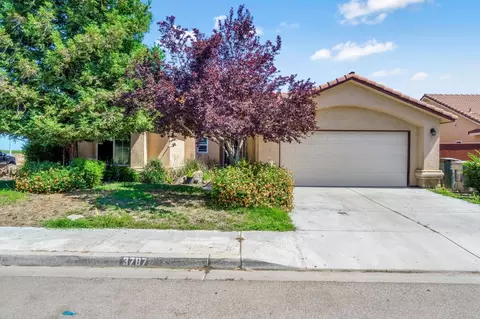 3787 Via Capitola, Madera, CA 93637 photo 1