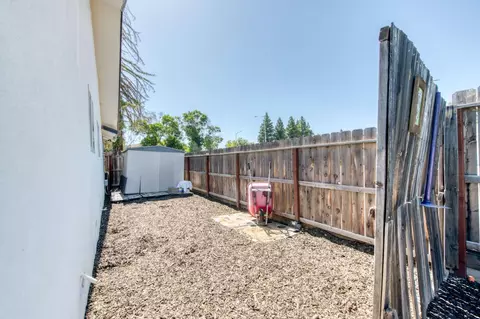 1580 Armstrong Ave, Clovis, CA 93611 photo 37