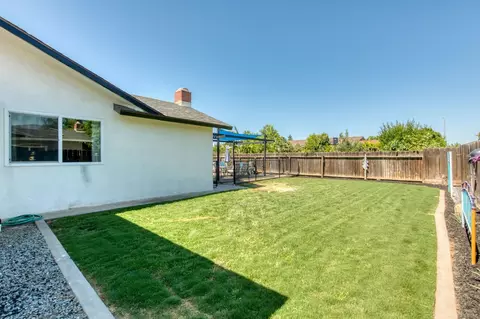 1580 Armstrong Ave, Clovis, CA 93611 photo 39