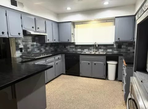 1580 Armstrong Ave, Clovis, CA 93611 photo 6