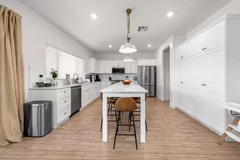 859 Windmill Ave, Clovis, CA 93619 photo 13