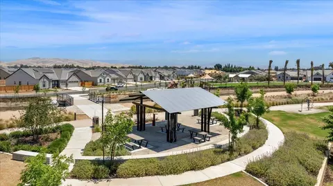 859 Windmill Ave, Clovis, CA 93619 photo 48
