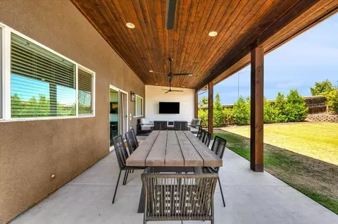 859 Windmill Ave, Clovis, CA 93619 photo 36