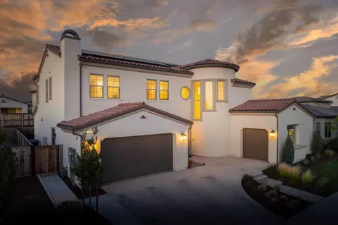 1009 Treasure Hills Dr, Madera, CA 93636 photo 4