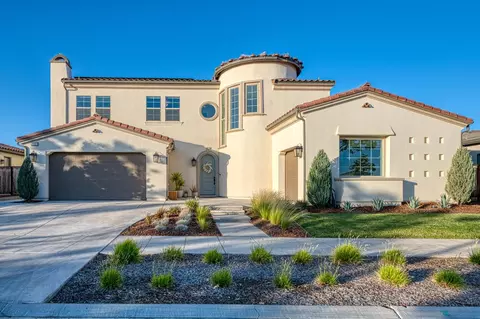 1009 Treasure Hills Dr, Madera, CA 93636 photo 5