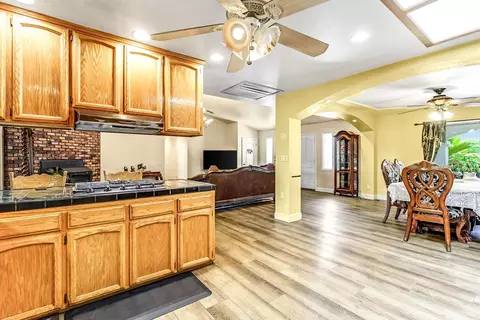 12743 E Gettysburg Ave, Sanger, CA 93657 photo 10