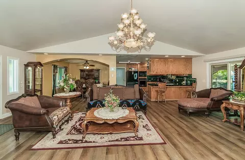 12743 E Gettysburg Ave, Sanger, CA 93657 photo 4