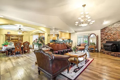 12743 E Gettysburg Ave, Sanger, CA 93657 photo 5