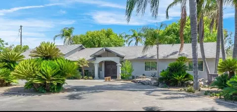 12743 E Gettysburg Ave, Sanger, CA 93657 photo 1
