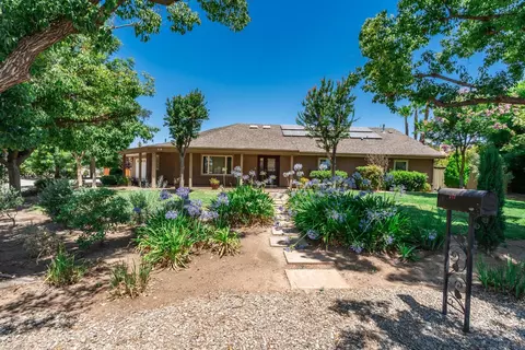 480 W Swift Ave, Fresno, CA 93705