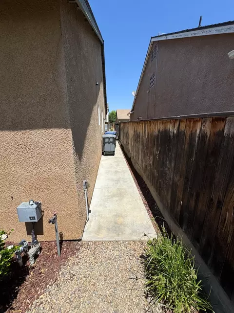 4074 Heritage Ln, Clovis, CA 93619 photo 27