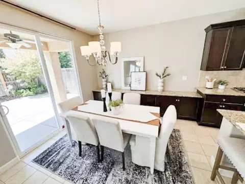 4074 Heritage Ln, Clovis, CA 93619 photo 9