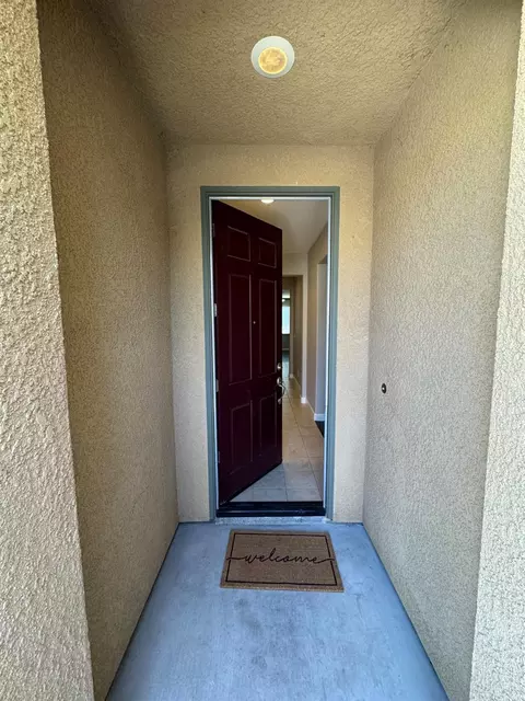 4074 Heritage Ln, Clovis, CA 93619 photo 3