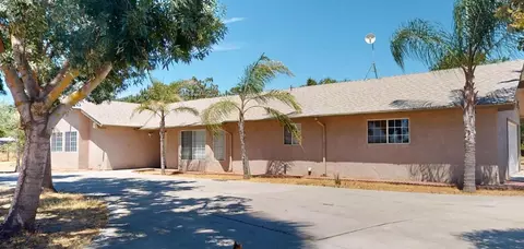 15387 Santa Fe Dr, Madera, CA 93636 photo 1
