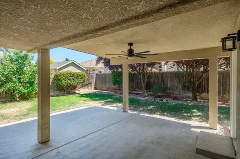 2142 Austin Ave, Clovis, CA 93611 photo 27