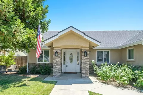 2142 Austin Ave, Clovis, CA 93611 photo 4