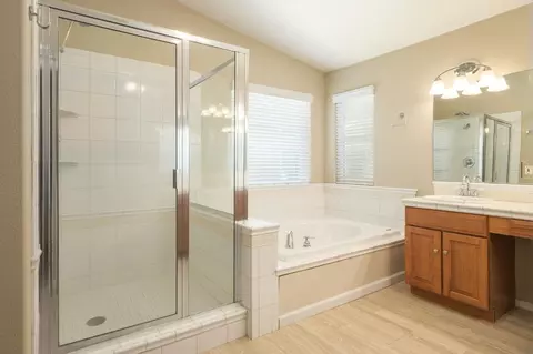 2142 Austin Ave, Clovis, CA 93611 photo 18