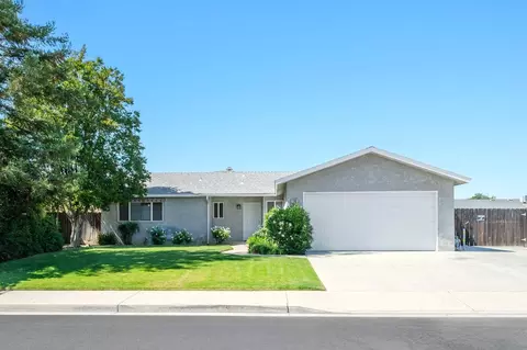 1763 Norwich Ave, Clovis, CA 93611 photo 1