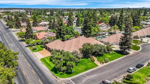 1917 Evergreen Pl, Madera, CA 93637 photo 1