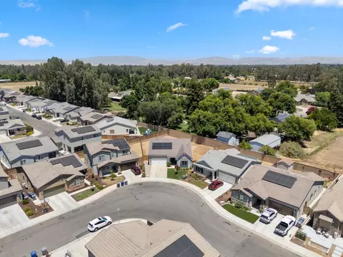 1567 Las Rosas Ave, Clovis, CA 93619 photo 32