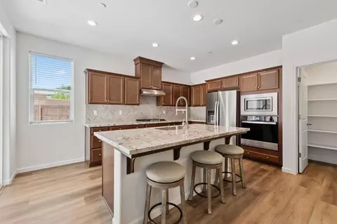 1567 Las Rosas Ave, Clovis, CA 93619 photo 12