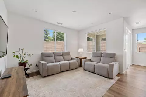 1567 Las Rosas Ave, Clovis, CA 93619 photo 17