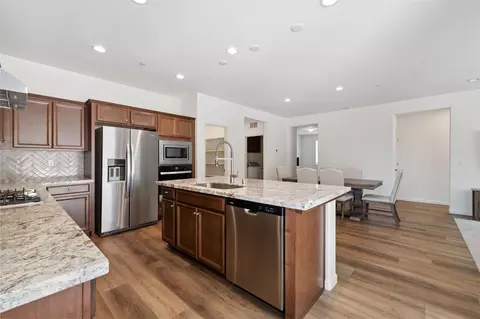1567 Las Rosas Ave, Clovis, CA 93619 photo 11