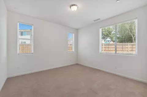 1567 Las Rosas Ave, Clovis, CA 93619 photo 18