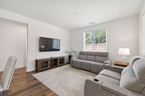 1567 Las Rosas Ave, Clovis, CA 93619 photo 15