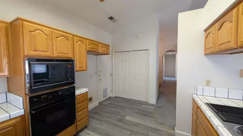 1355 Colombard Dr, Madera, CA 93637 photo 8