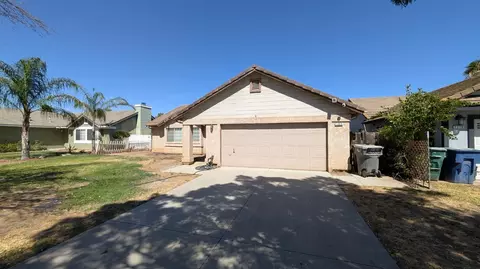 1355 Colombard Dr, Madera, CA 93637 photo 2