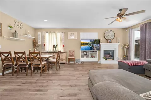 972 Stanford Ave, Madera, CA 93637 photo 9