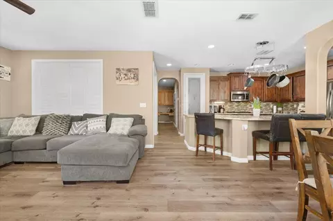 972 Stanford Ave, Madera, CA 93637 photo 10