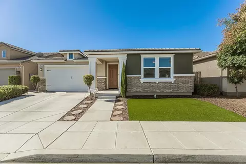 3878 Mecca Ave, Clovis, CA 93619 photo 1