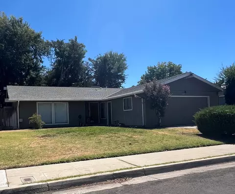 1418 Morris Ave, Clovis, CA 93611 photo 1