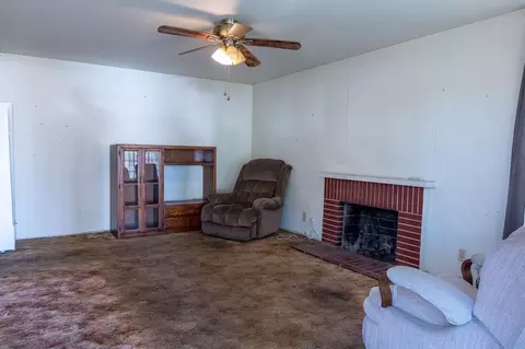1213 Fresno St, Madera, CA 93638 photo 3